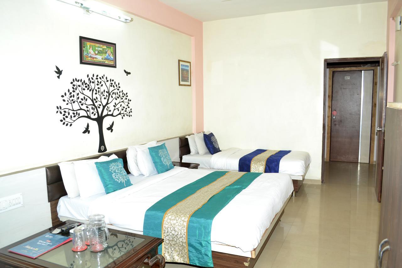 Hotel Neelkanth Residency Gandhinagar Eksteriør bilde