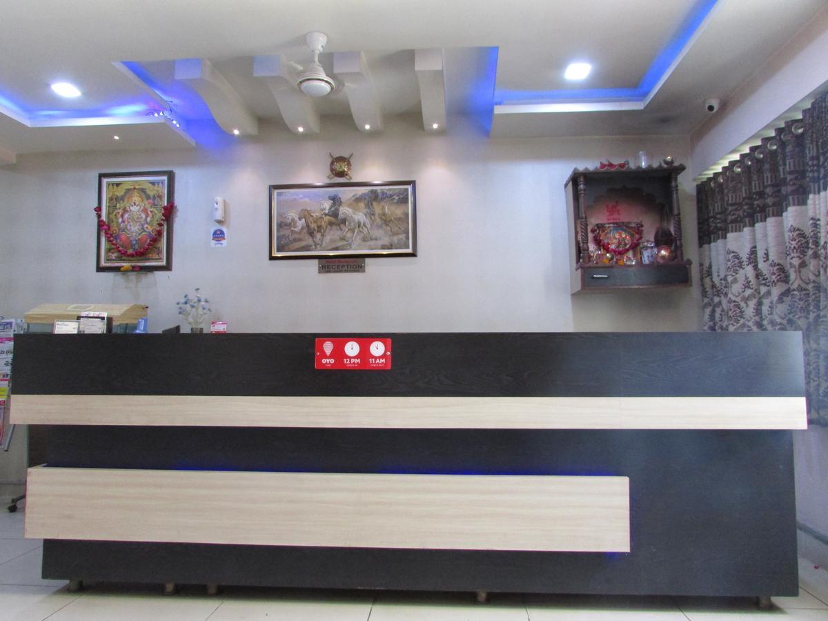 Hotel Neelkanth Residency Gandhinagar Eksteriør bilde